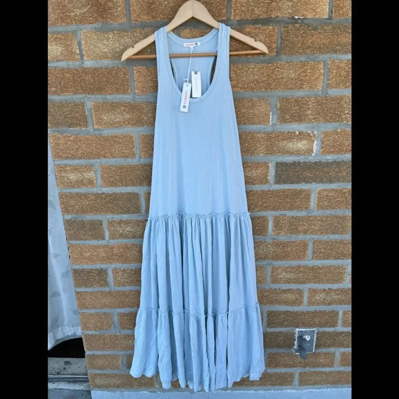 Sundry Women's Sleeveless Tiered Maxi Dress medium - Picture 2 of 11